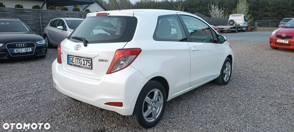 Toyota Yaris - 3