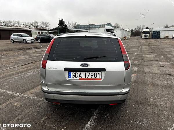 Ford Focus 2.0 ZXW SE - 5