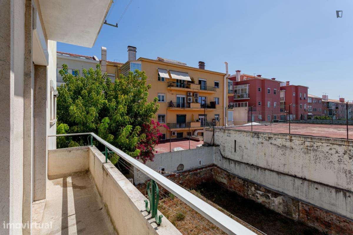 Quarto - localizado em Alvalade Lisbon - Grande imagem: 4/26