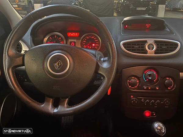 Renault Clio 1.5 dCi Confort - 11