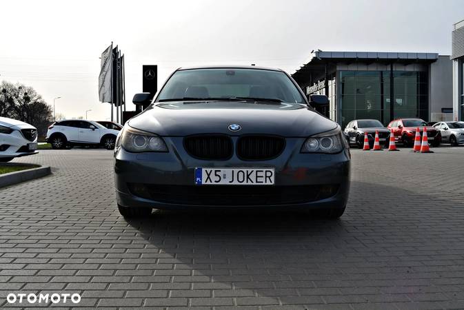 BMW Seria 5 520d - 13