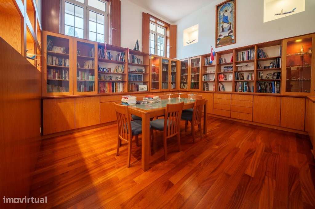 Moradia T5 - Tomar, inserida num amplo terreno de 15.560 m²-8