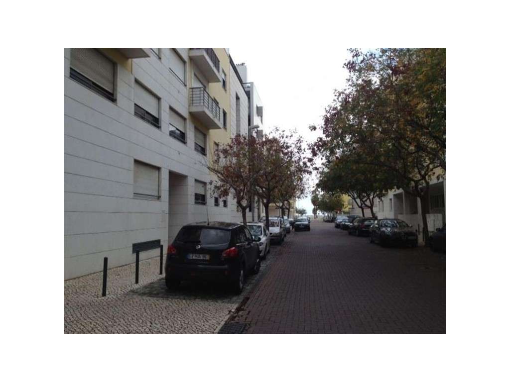 Garagem Junto Marina Parque das Nações-6