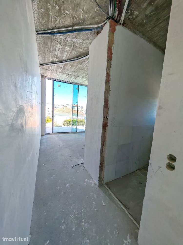 Moradia nova no alto do Monte Estoril - Vistas espectaculares-27