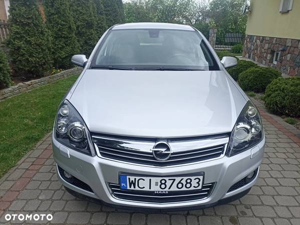 Opel Astra 1.6 Edition - 2