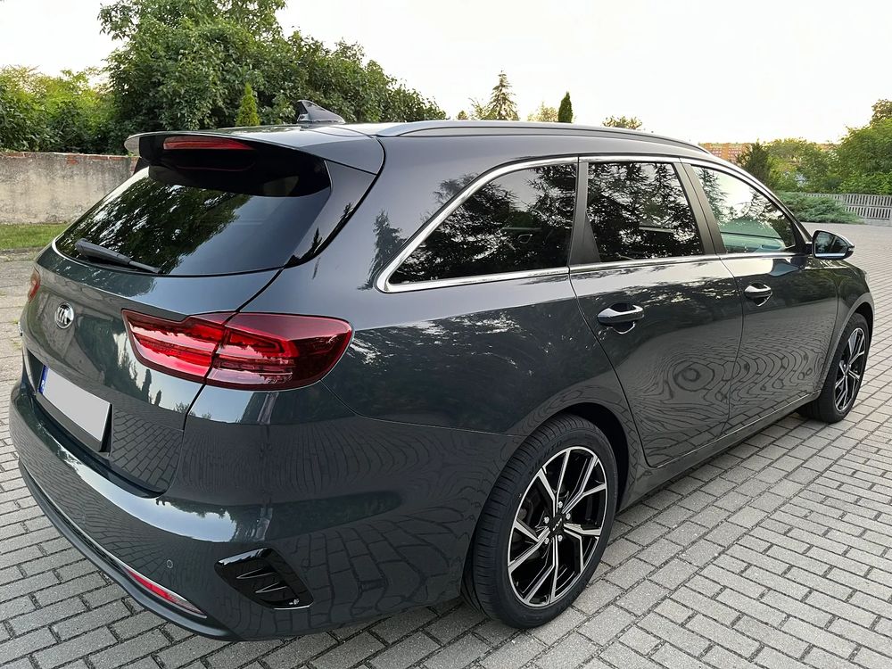Kia Ceed III (2018-) 1.6 CRDi SCR L Business Line Plus 2020