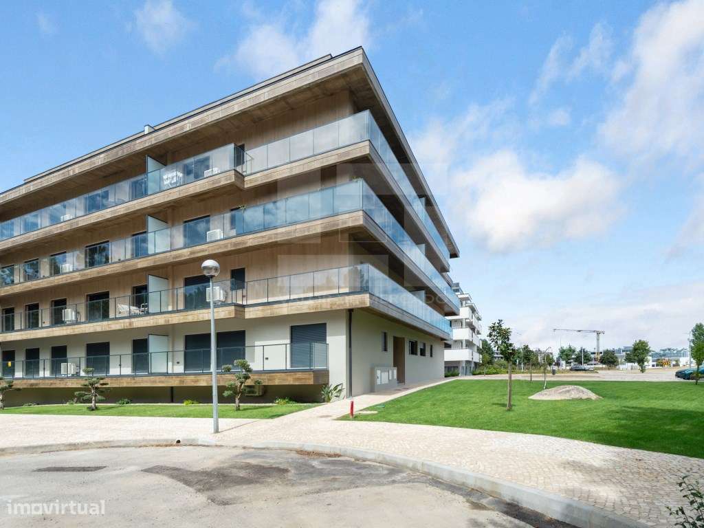 T4 DE LUXO - NOVO - MODERNO - SÓBRIO - Viseu - BEM LOCALIZADO - ACA...-6