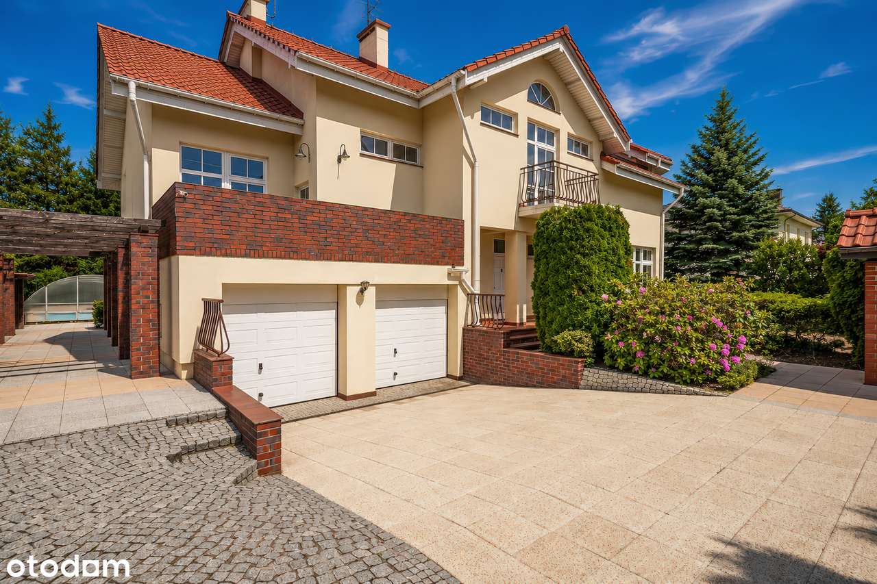Rezydencja z Basenem | 450 m² | Konstancin-Chylice.