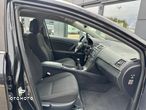 Toyota Avensis 1.8 VVT-i Combi Executive - 26