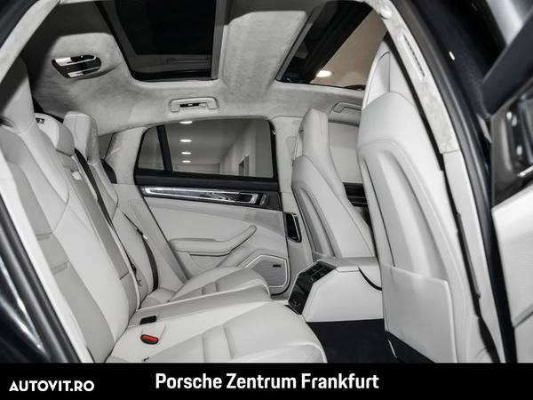 Porsche Panamera 4 E-Hybrid Platinum Edition - 12