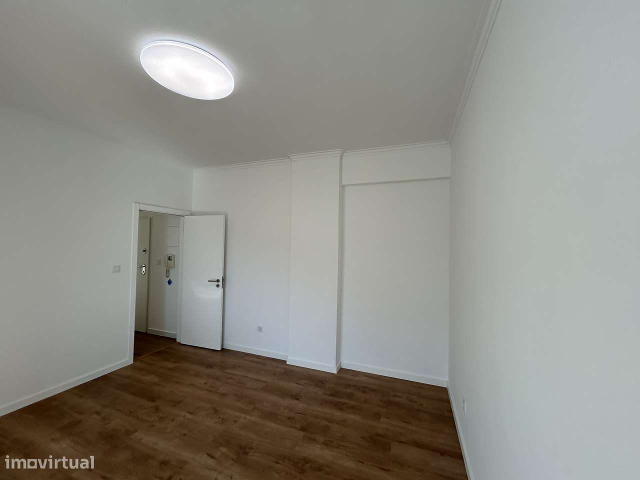Apartamento T1, totalmente remodelado, em Forte da Casa!-23