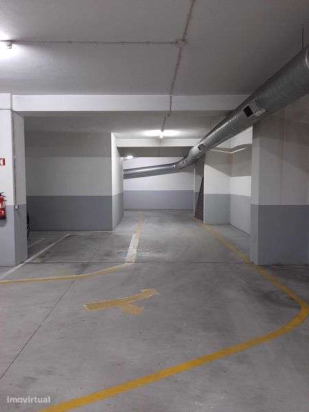Vendo Lugar de Garagem - Grande imagem: 5/8