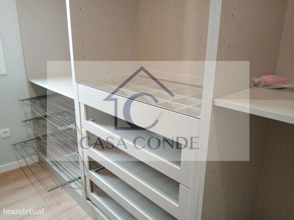 Moradia Isolada T4 Nova em Fernão Ferro - Acabamentos de Luxo-29