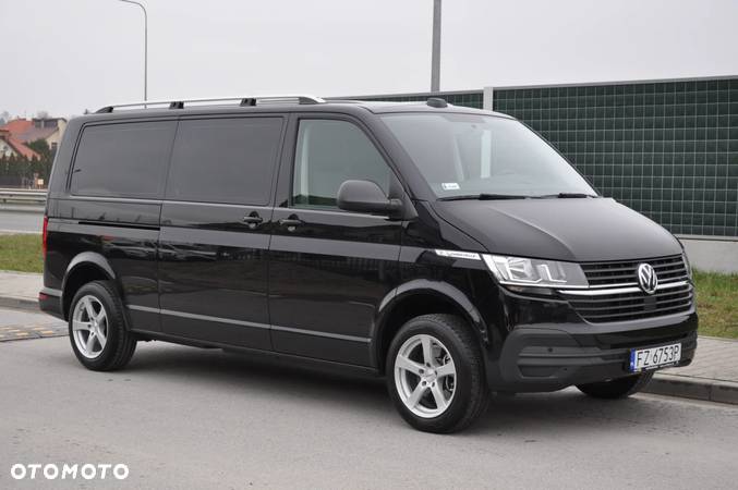 Volkswagen Caravelle - 5