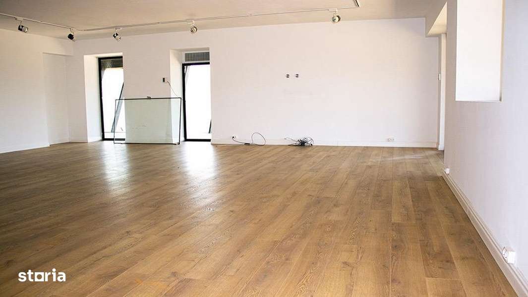 Spatiu com parter bloc 18 etaje, 450 mp Metrou 1 Mai, 5 min Arc Triumf - Imagine principală: 2/10