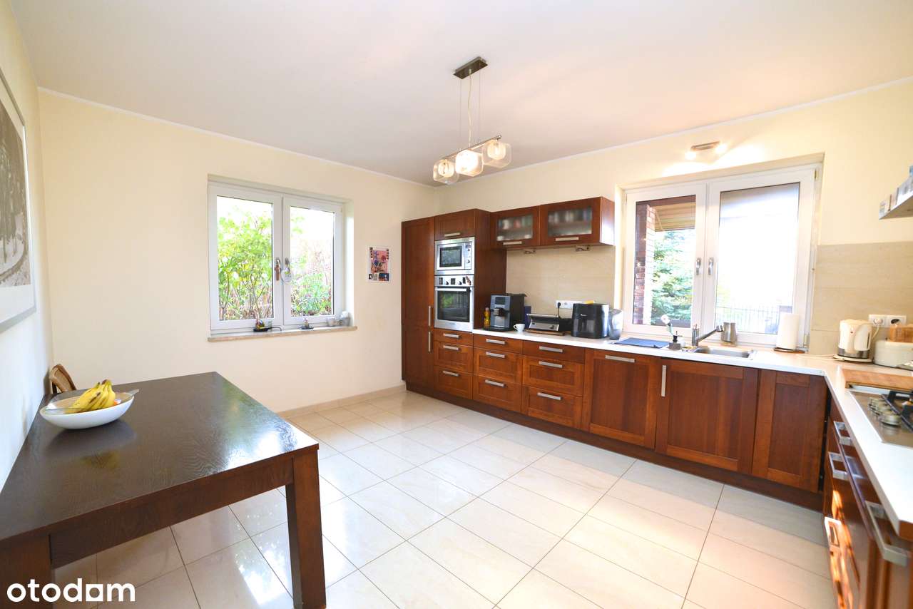 Wyjątkowy rodzinny dom z ogrodem i tarasem, 5 min do Leśnicy - Pełny obrazek: 5/20