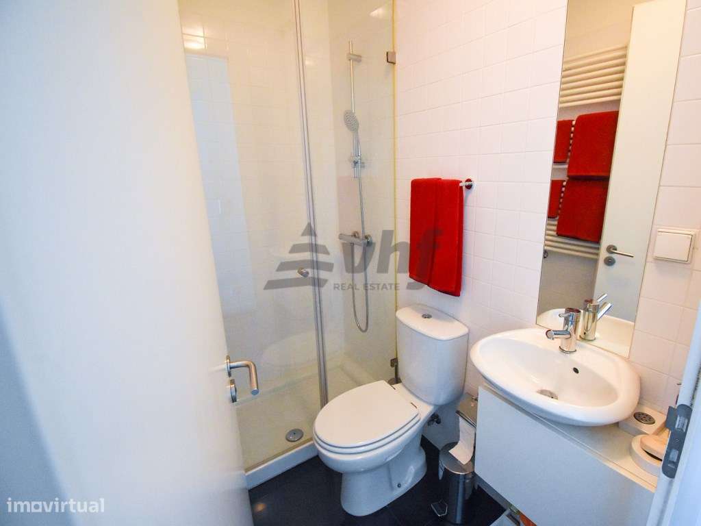 Apartamento T5 localizado no condomínio Jardim das Camélias - Gaia/...-31