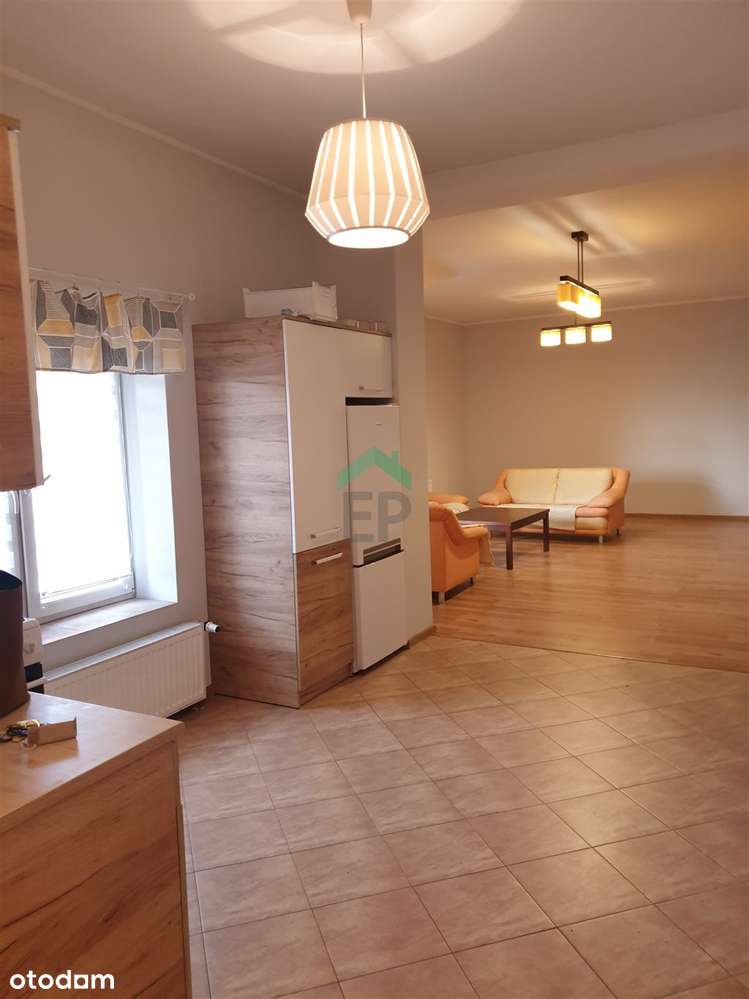 Przestronne 60 m² w centrum - Pełny obrazek: 2/11