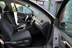 Volkswagen Golf Plus 1.6 TDI DPF BlueMotion Technology Comfortline - 13