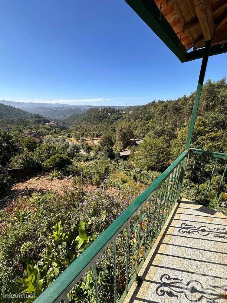 Casa / Villa T4 em Santa Cruz da Trapa e São Cristóvão de Lafões de 12 - Grande imagem: 4/28