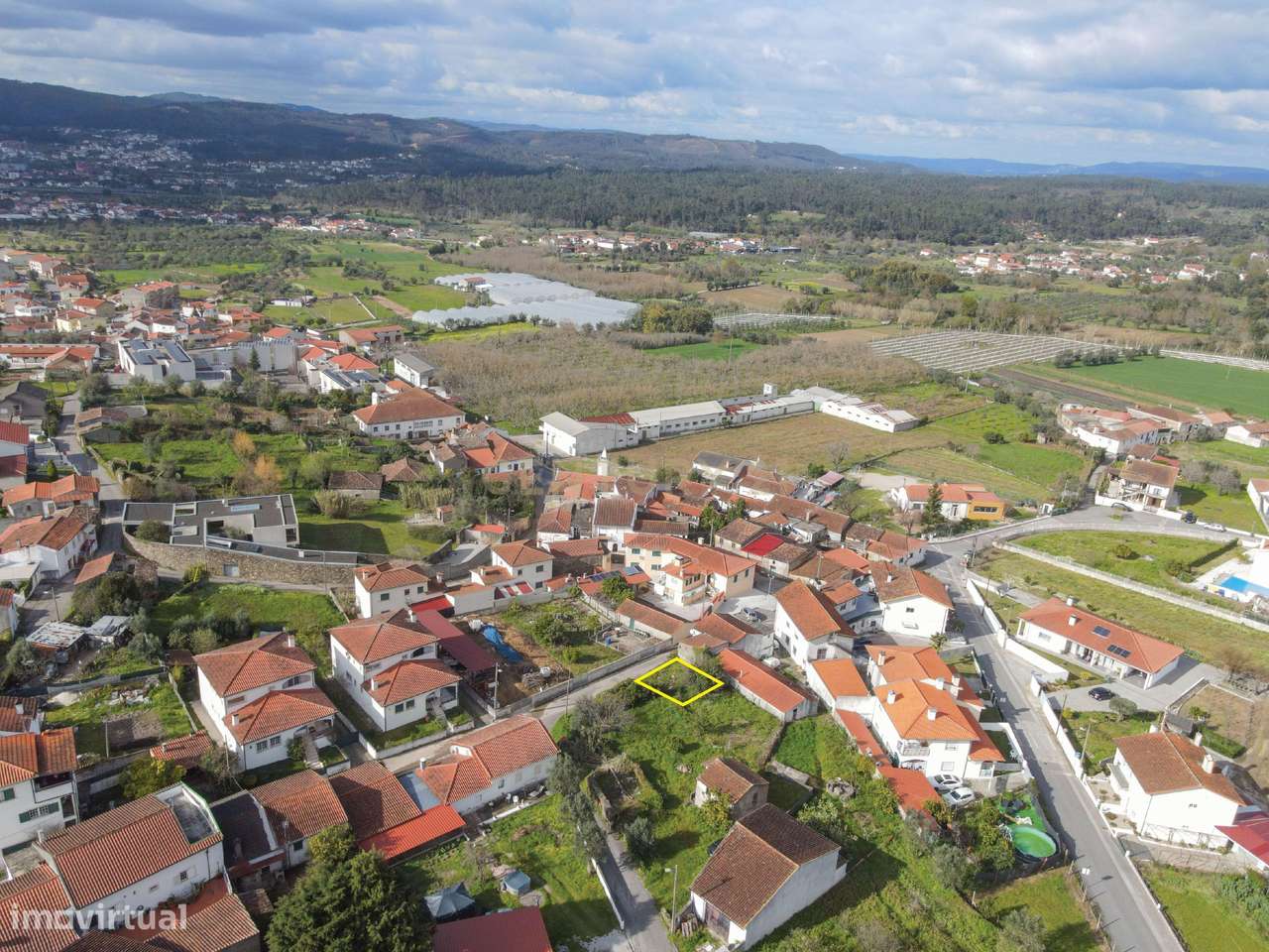 Casa em Ruínas em Miranda do Corvo - Grande imagem: 4/11