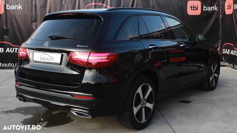 Mercedes-Benz GLC 220 d 4MATIC - 23