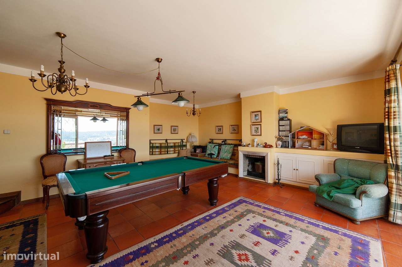 Fantástica Moradia Em Valongo.-15