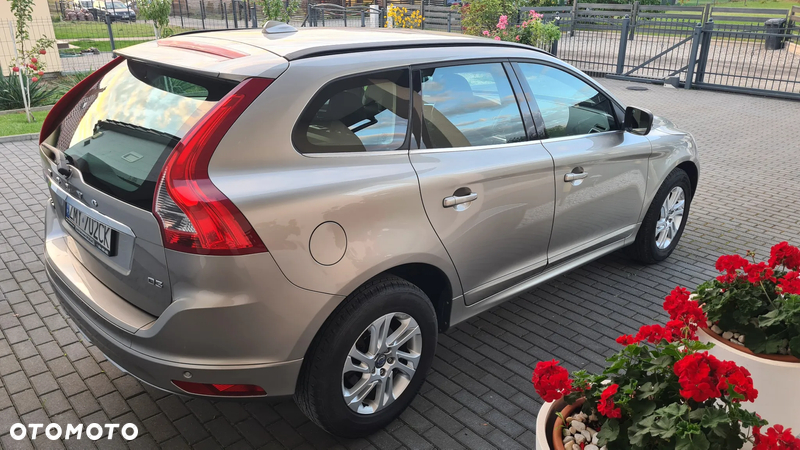 Volvo XC 60 D3 Geartronic Momentum - 4