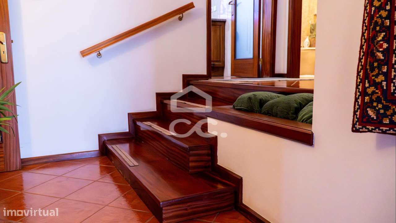 Moradia Individual V3+1 no Centro de Pevidém-7