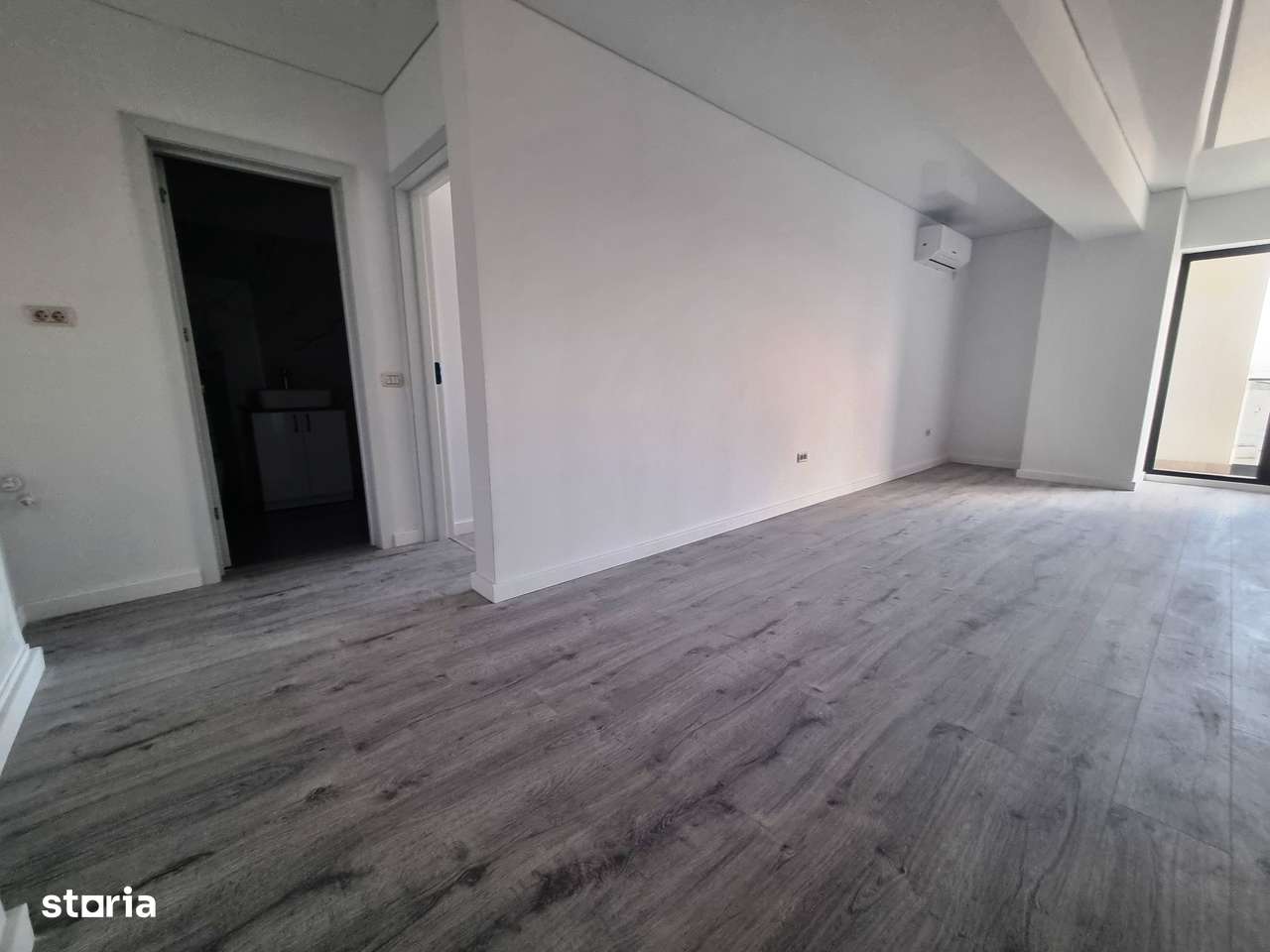 Adamant Towers | 2 camere | decomandat cu debara | 2B, 66.5mp Nicolina-3