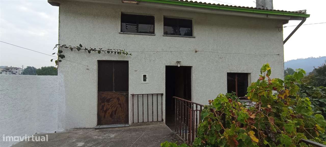 Moradia Isolada T6 Venda em Queirã,Vouzela - Grande imagem: 2/25