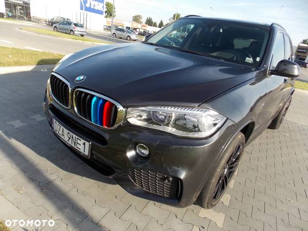 BMW X5 xDrive50i Sport-Aut - 4