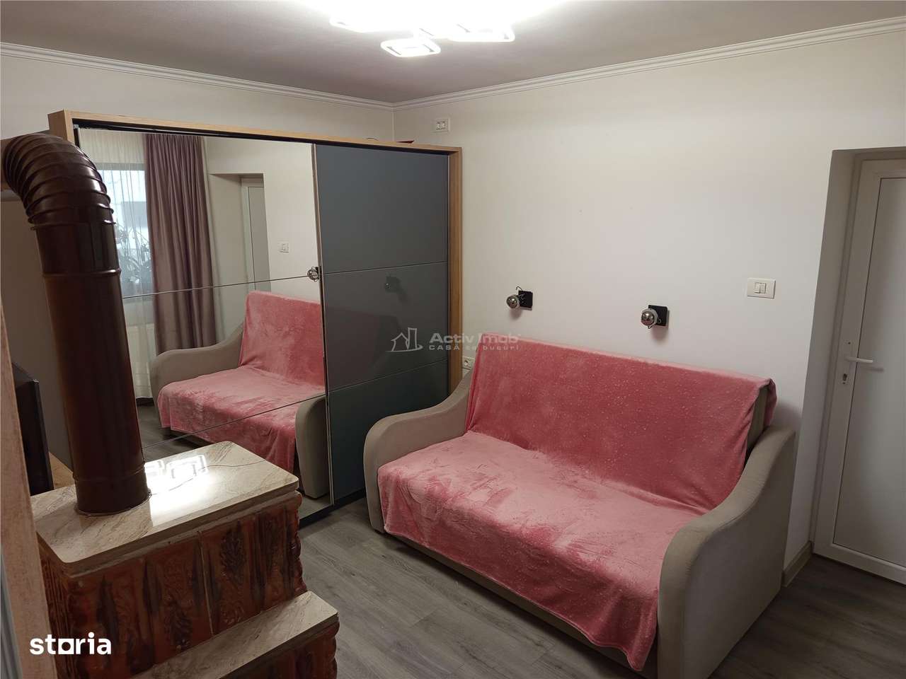 Oravita, 4 Incaperi, Zona-Lacul Mare, ZERO Comision - Imagine principală: 5/20