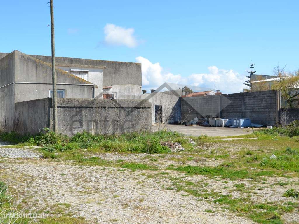 Armazém + Terreno - Grande imagem: 2/8