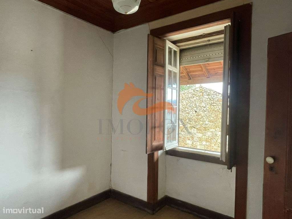 Moradia com 4 quartos e jardim em Lourosa, Oliveira do Hospital-8