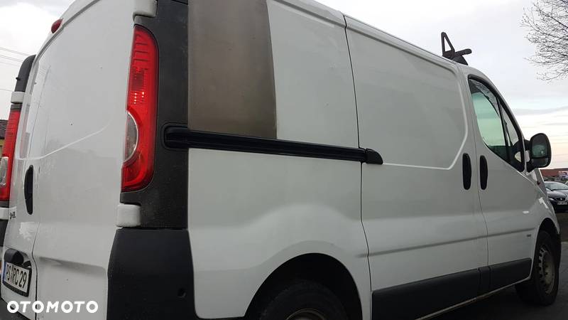 Opel VIVARO - 18