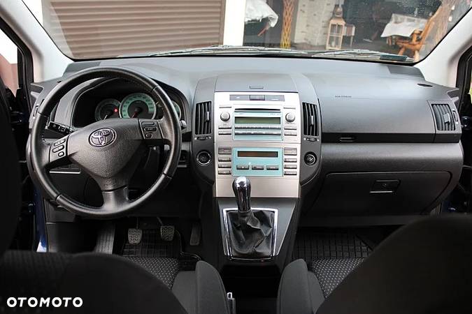 Toyota Corolla Verso 1.8 Premium - 13