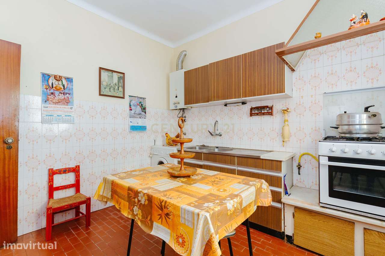 MORADIA T3 ALVERCA COM LOGRADOURO - Grande imagem: 5/40