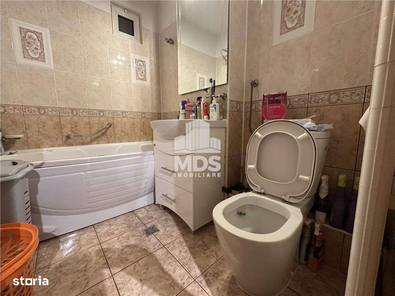 Mobilat si utilat la etajul 2 cu 2 bai-9