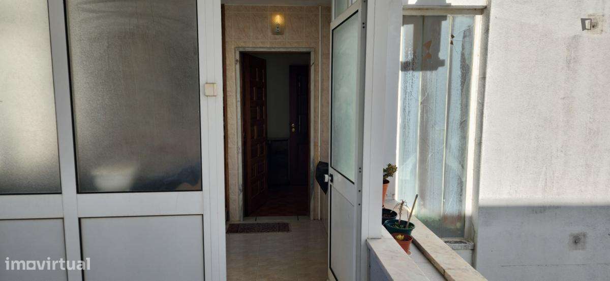 Quarto - localizado em Alvalade Lisbon - Grande imagem: 4/9