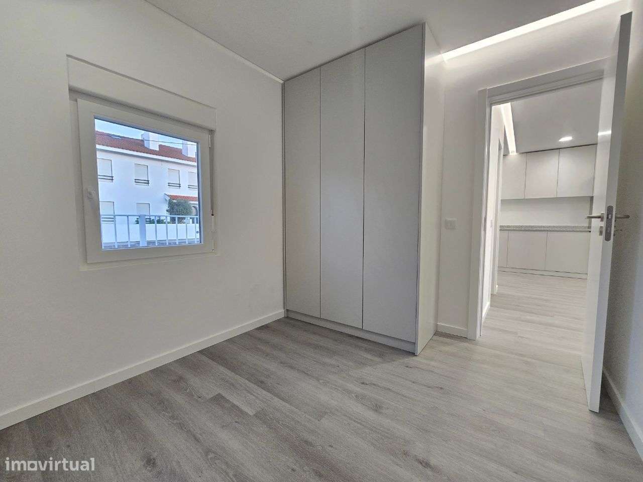 Moradia renovada V6 a apenas 100 metros da praia da Torreira-5
