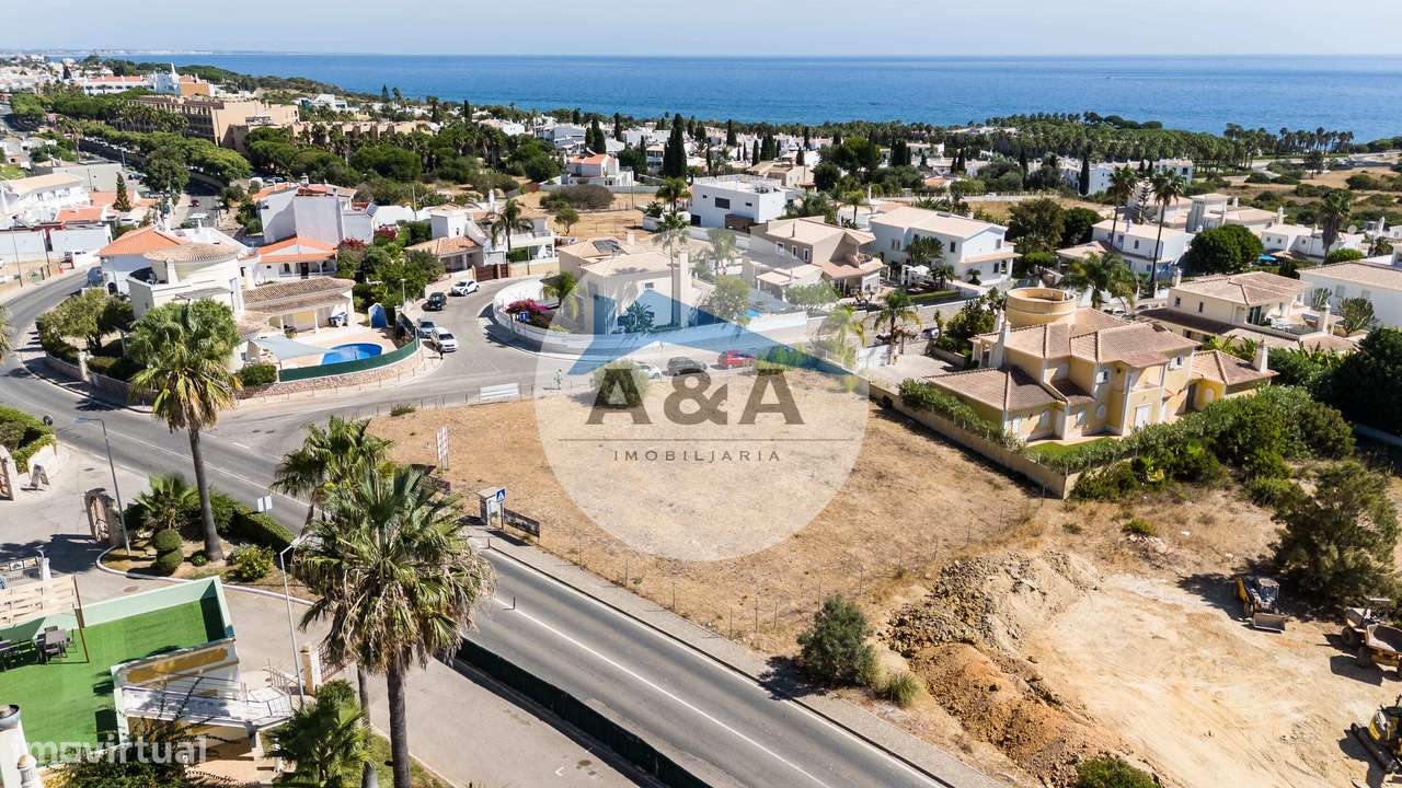 Exclusiva Moradia Contemporânea a 700 metros da Praia de São Rafael...-21