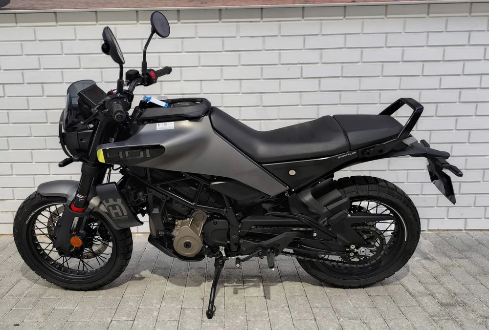 Husqvarna Svartpilen 401