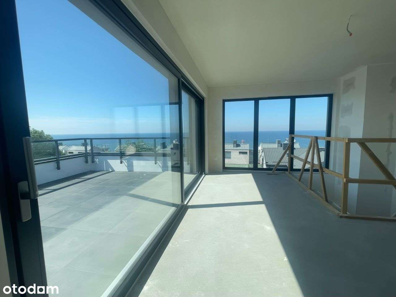 Penthouse prywatnym tarasem i widokiem na morze - Pełny obrazek: 3/18