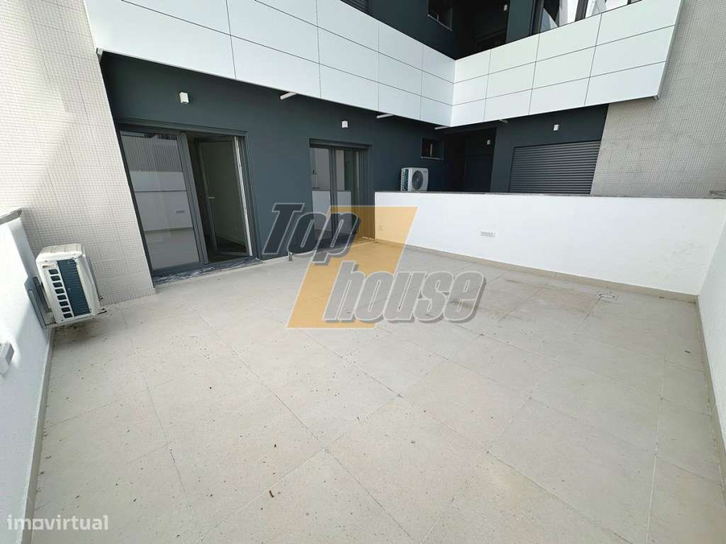 Apartamento T3+2 duplex de luxo com parqueamento - Feijó - Grande imagem: 5/33
