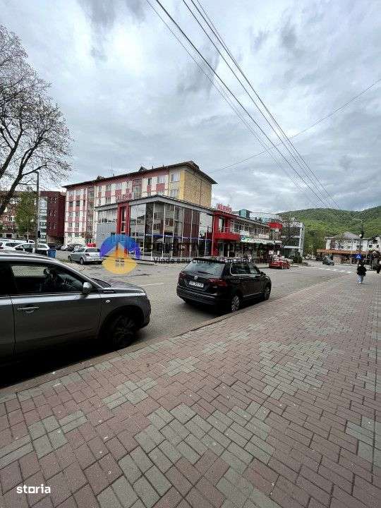 Ocazie unica! Spatiu comercial ultracentral Piatra Neamt - Imagine principală: 2/10