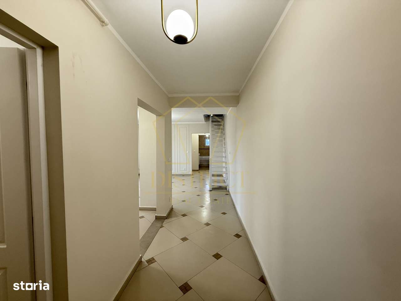 Apartament cu 2 camere renovat complet  |  Dambovita - Imagine principală: 5/8