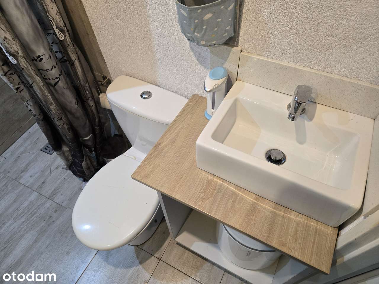 WZGÓRZA LGIŃSKIE, UL. PIWONIOWA-15