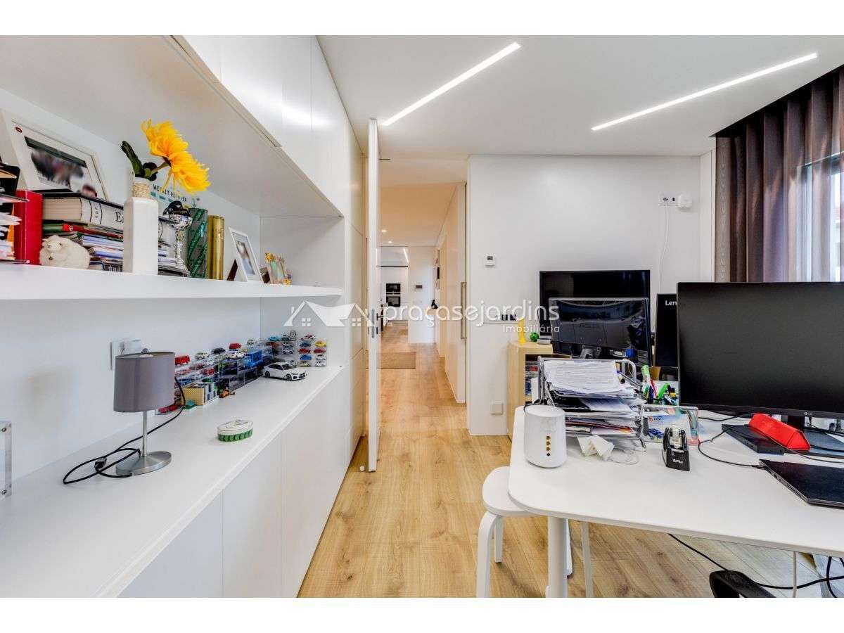 Moradia T5 Contemporânea e elevada eficiência energética – Amor, Le...-29