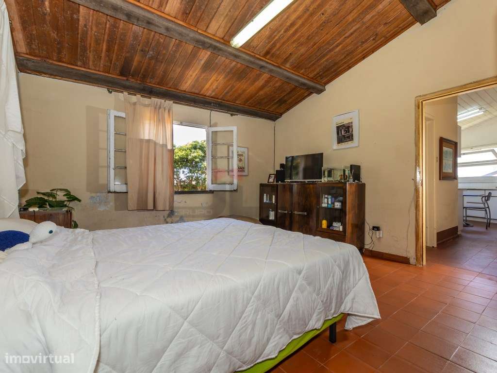 Moradia inserida em terreno de 569m2, Ponta Delgada Ilha de São Miguel-15